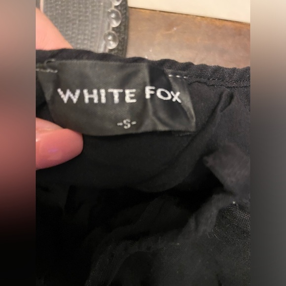 White fox dress - Picture 3 of 4